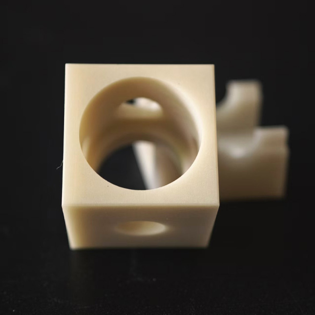 氮化铝陶瓷结构件